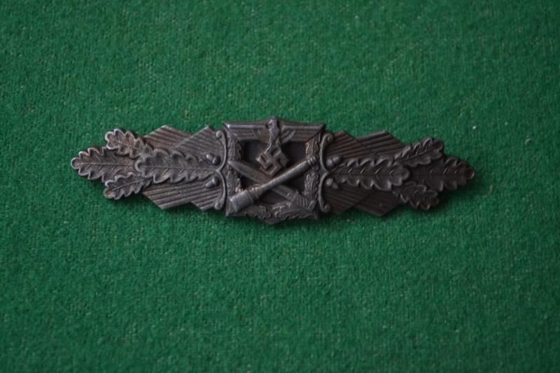 Close Combat Clasp.