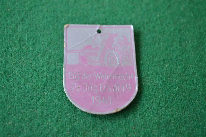 WHW Donation Badge.