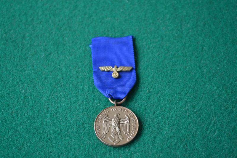 Wehrmacht Long Service Medal.