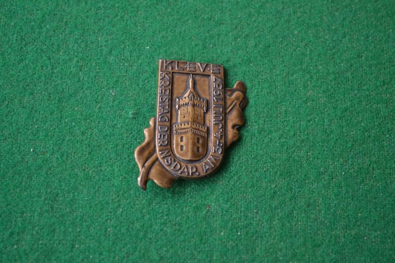 Rally Badge.