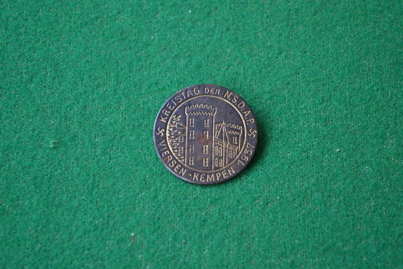 Rally Badge.