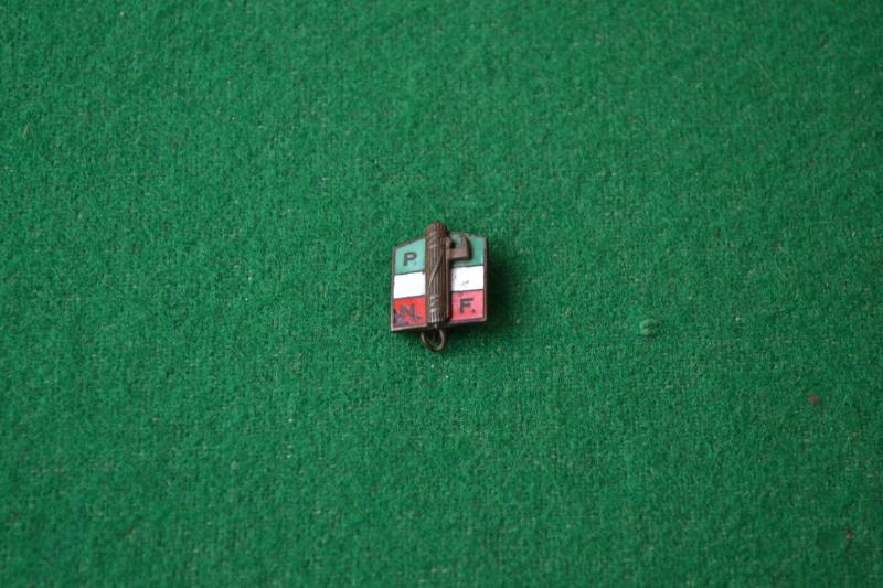 Italian Fascist Badge.