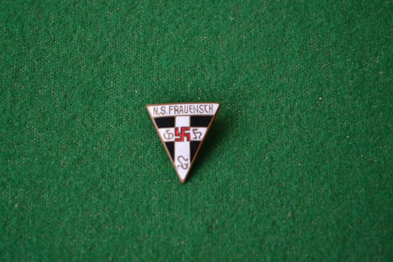 Frauenschaft  Members Badge.