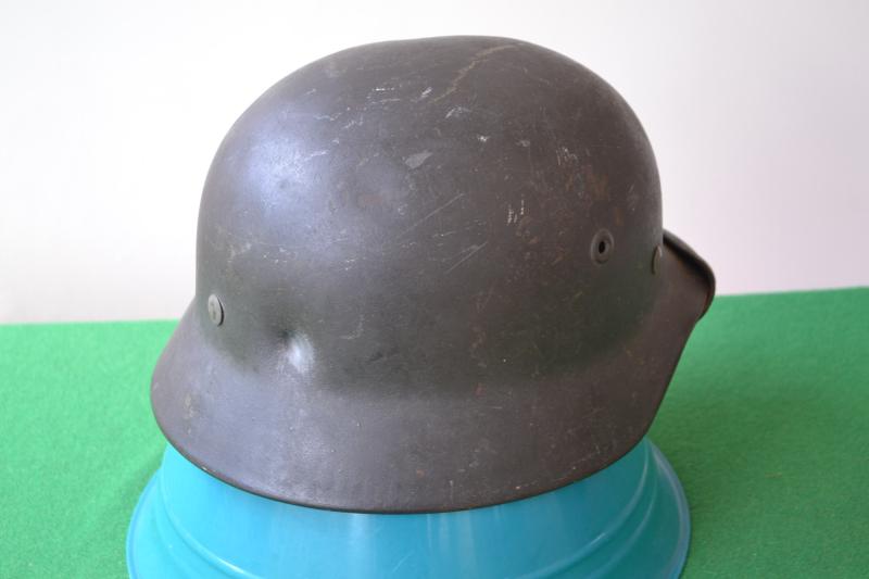 M35/40 Army Helmet.