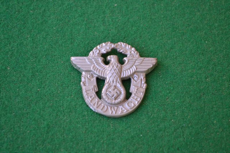 Police Landwacht Cap badge.