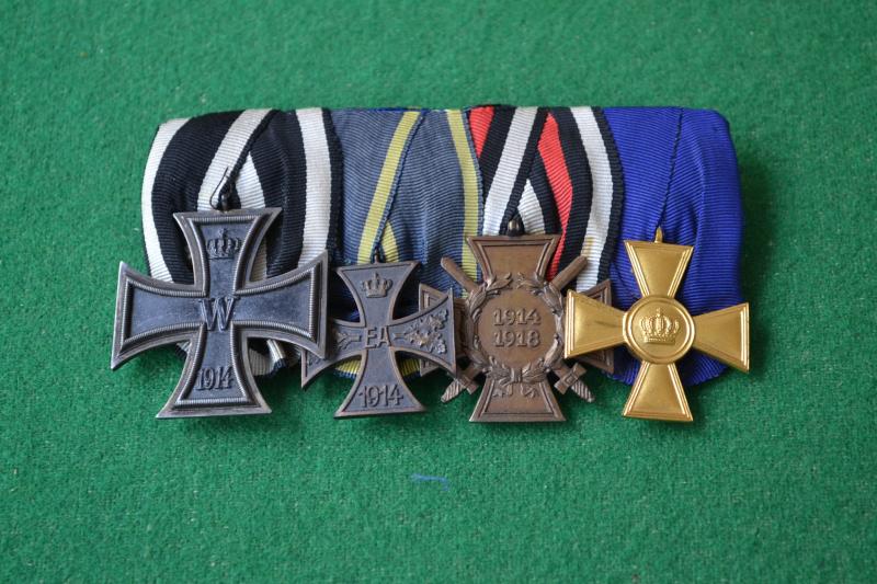 Court Mounted Group.